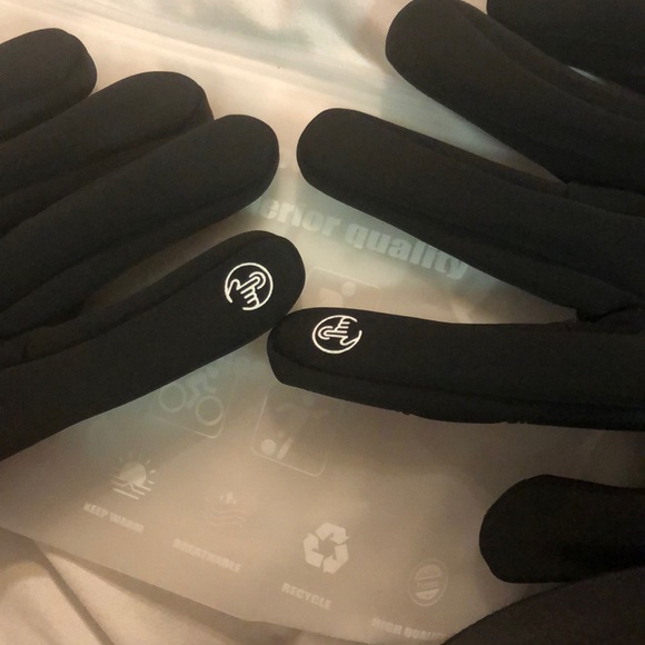 Warm gloves - Picture 2 of 4